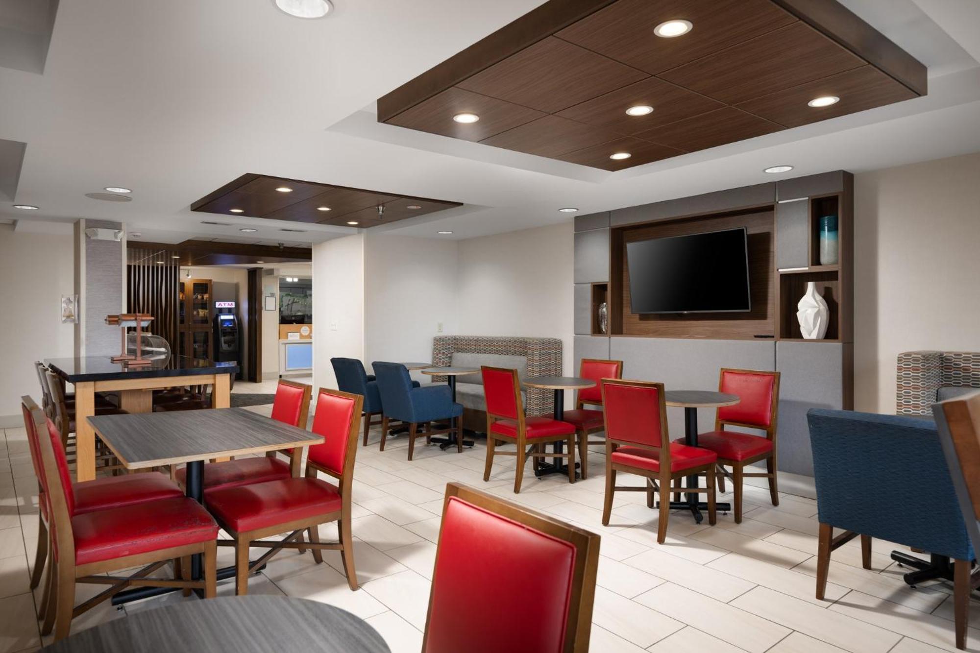Holiday Inn Express & Suites Chattanooga-Hixson By Ihg Eksteriør bilde